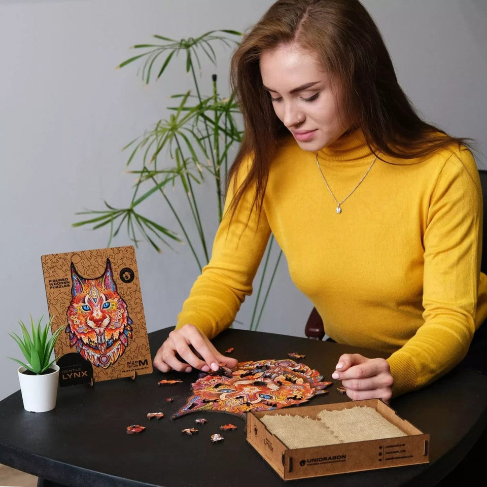 Gentle Lynx wooden animal puzzle — size dimensions and comparison