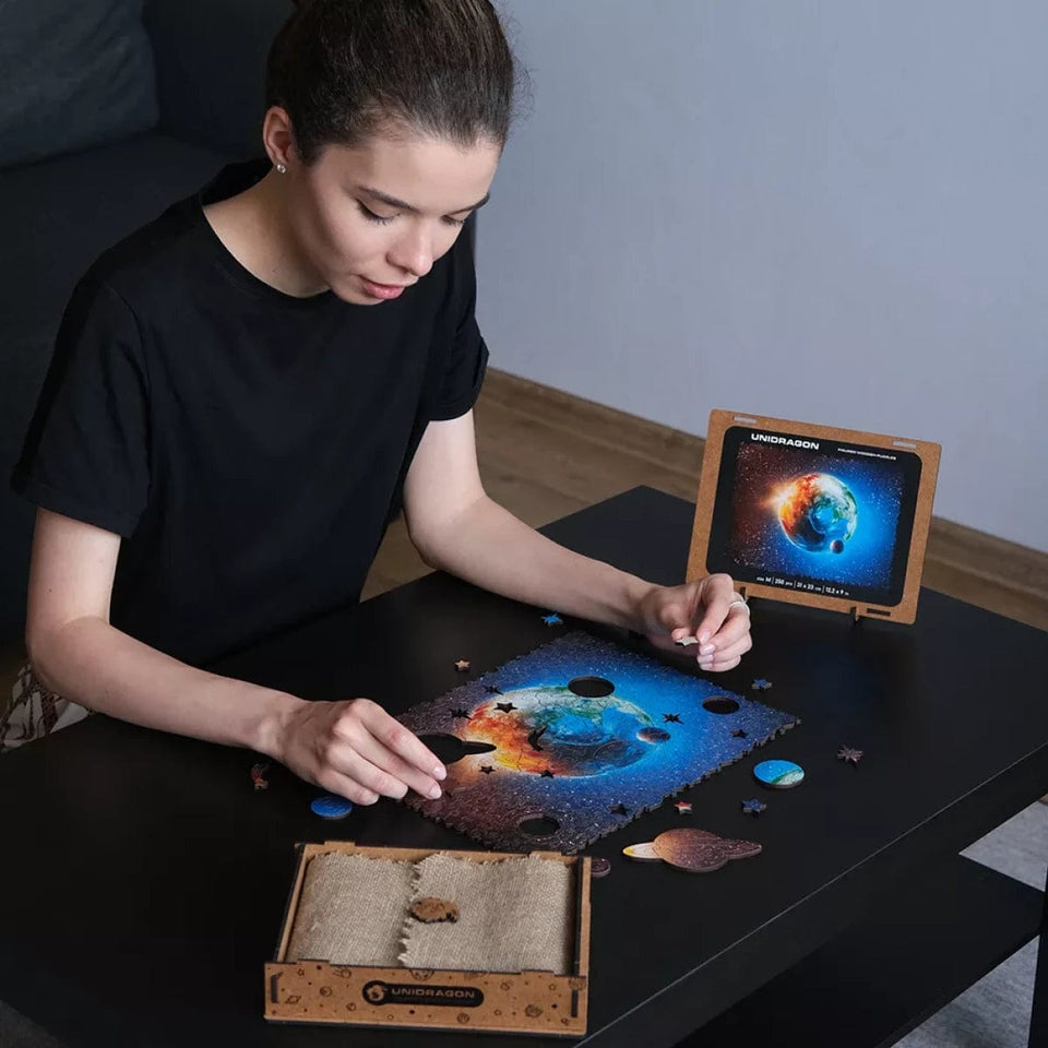 Planet Earth wooden map puzzle — size dimensions and comparison