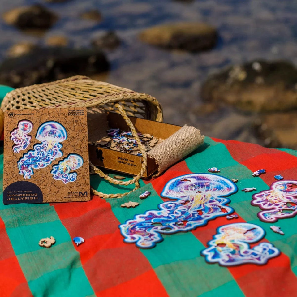 Wandering Jellyfish wooden puzzle — size dimensions and comparison