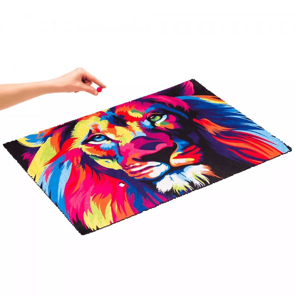 Hologram Lion wooden animal puzzle — reverse side or hidden design